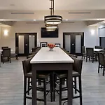 Hampton Inn Kansas City Northeast 